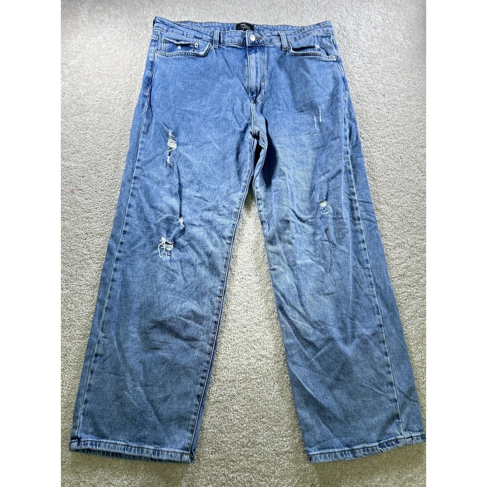 Forever 21 Jeans Mens 38 Blue Straight Distressed Ripped Denim‎ Light Wash